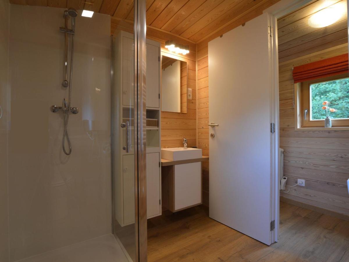 Charming Holiday Home In Malmedy With Sauna Phòng bức ảnh